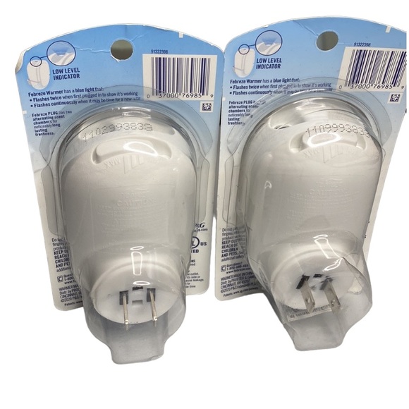 LOT OF 2 NEW FEBREZE PLUG INS - Picture 2 of 4
